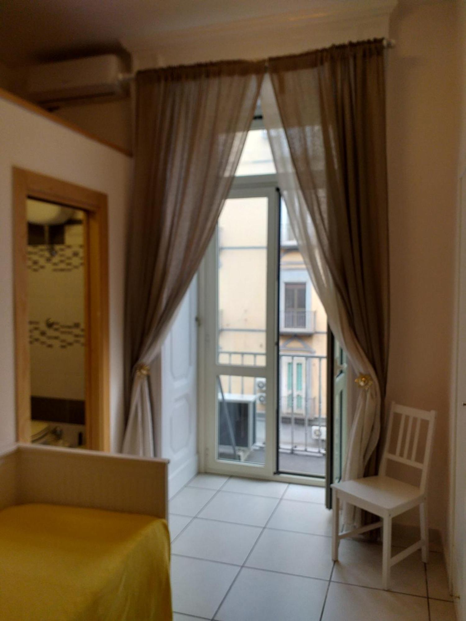 Bed and Breakfast Beb Pantarei Neapol Pokój zdjęcie
